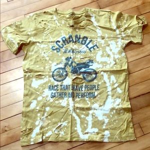 Awesome vintage style shirt.